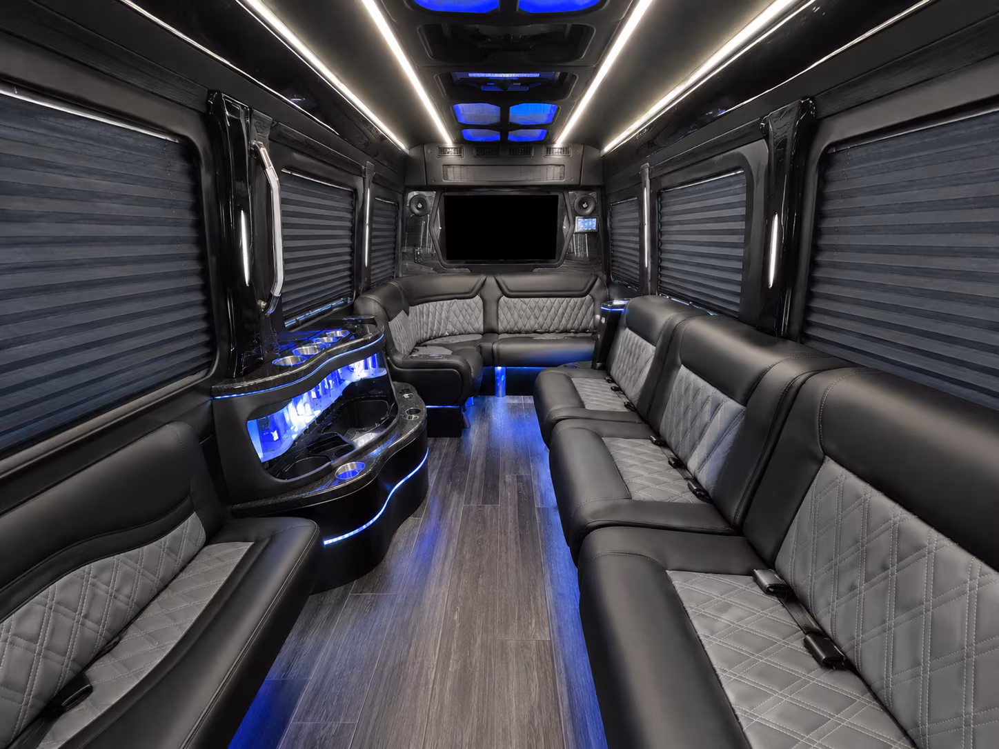 find the perfect transportation for your next airport transfer 4