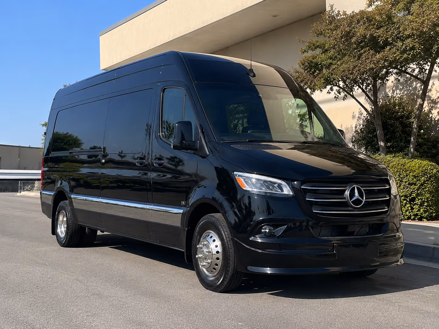 moreno valley 18 passenger sprinter van